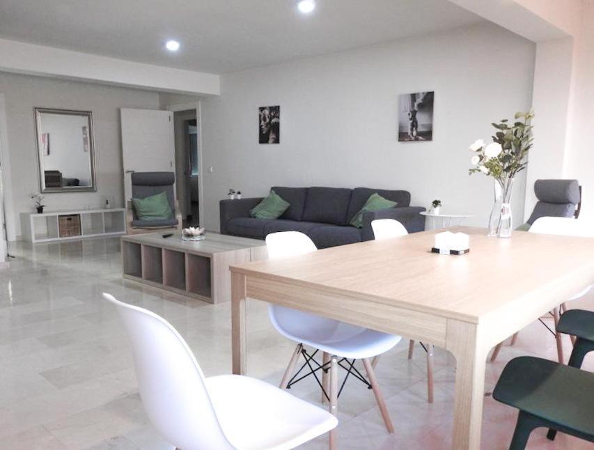Carihuela Beach Suite Apartment Torremolinos Eksteriør billede