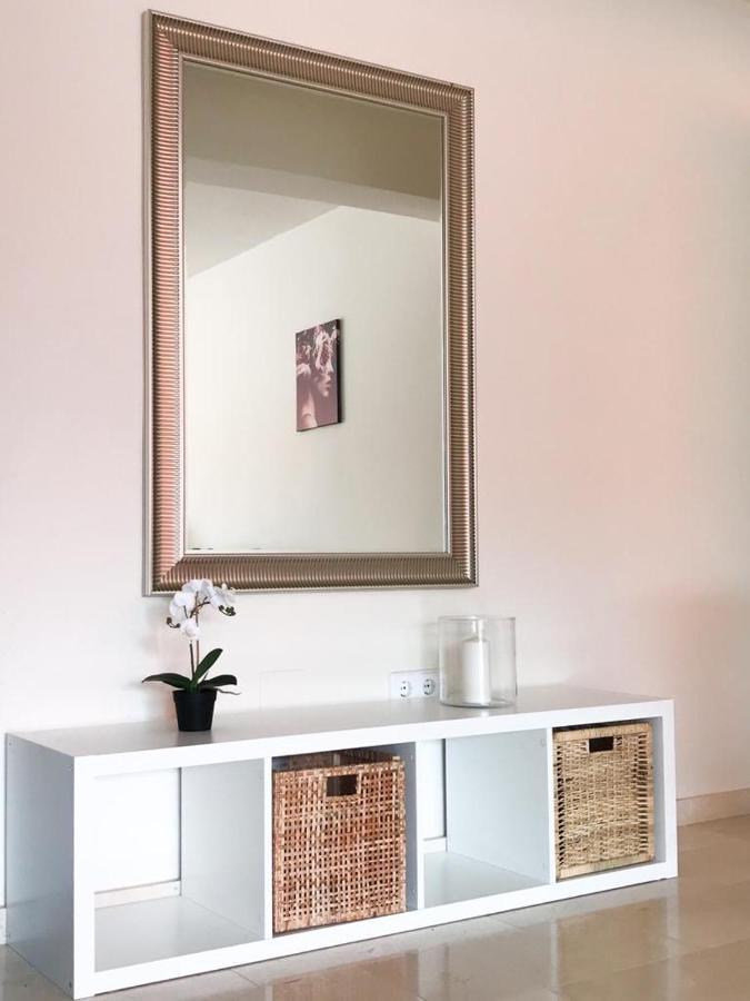 Carihuela Beach Suite Apartment Torremolinos Eksteriør billede